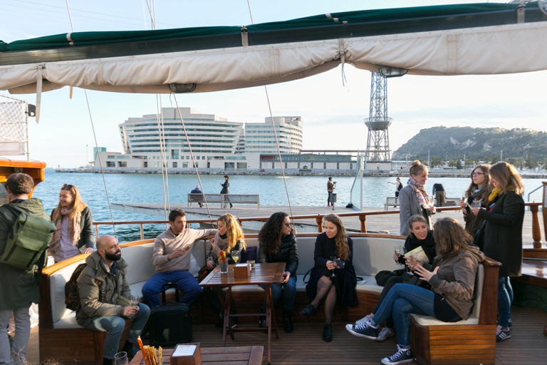 a-rare-boat-trip-to-discover-the-blue-side-of-barcelona