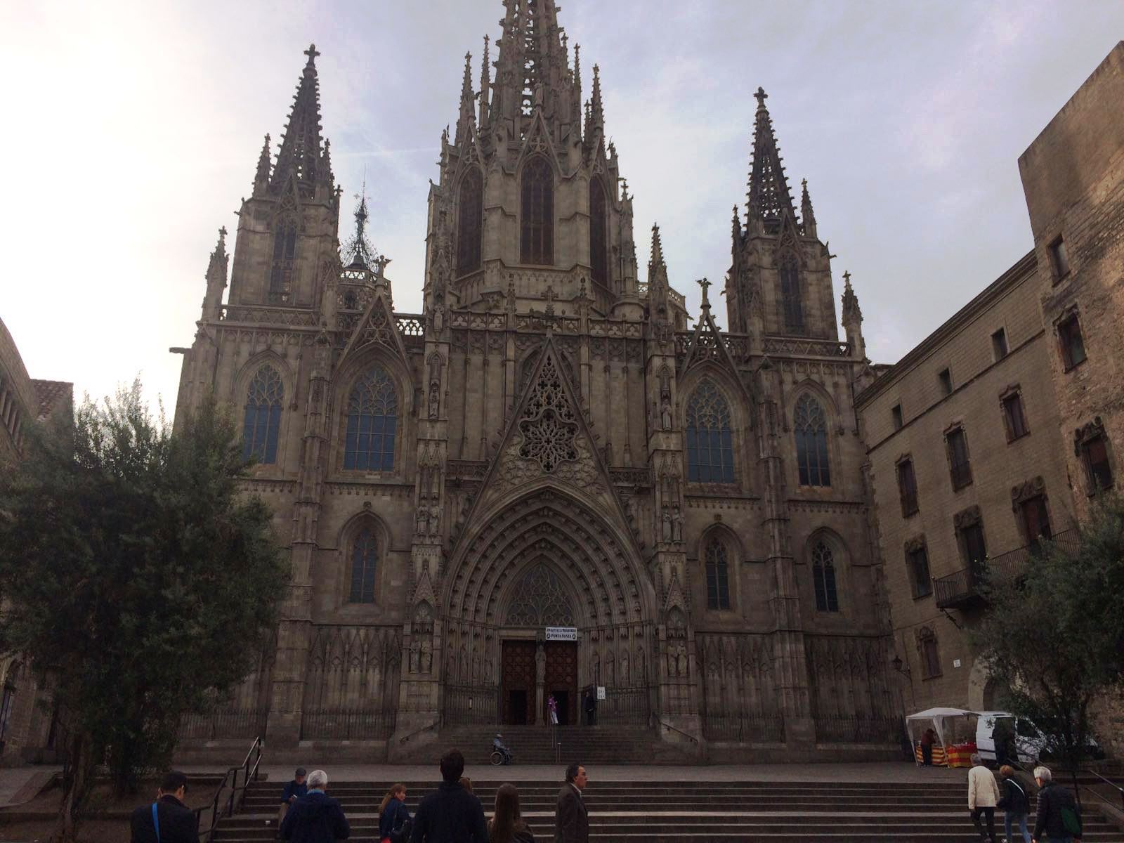 5-churches-you-should-not-miss-at-christmas-in-barcelona
